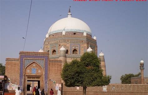 Tomb Shah Rukne Alam, Multan - Tripadvisor