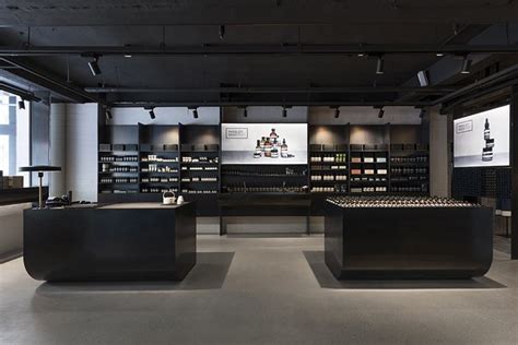 Aesop韩国最新店铺设计 – 米尚丽零售设计网-店面设计丨办公室设计丨餐厅设计丨SI设计丨VI设计