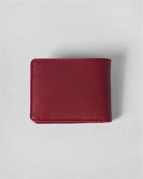 Classic BI-Fold Wallet - Red – Nicobar