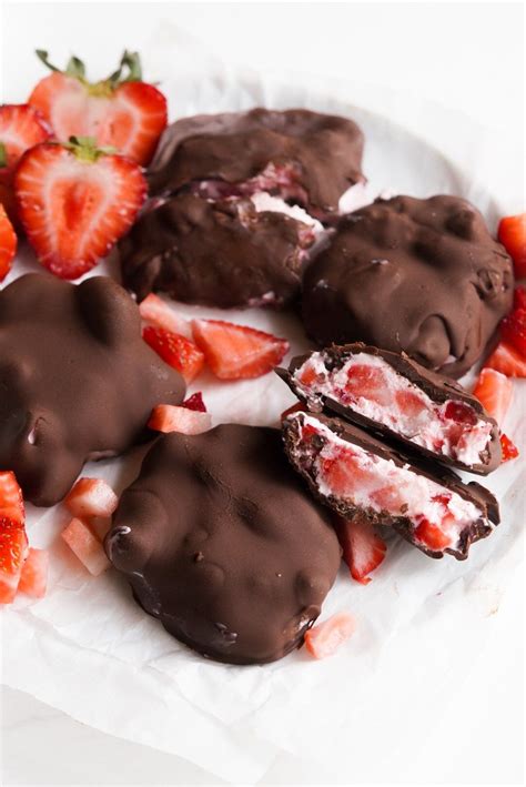 Chocolate strawberry yogurt clusters viral recipe – Artofit