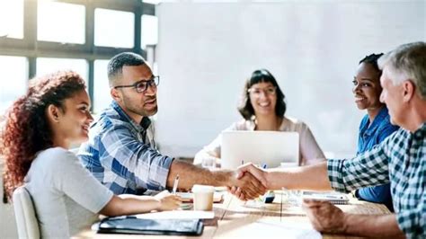 How To Find Local Sponsor For Your Business in The UAE