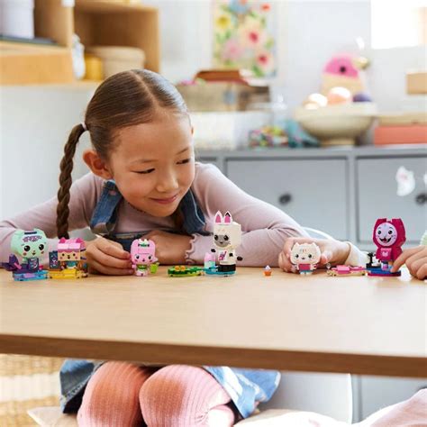 Lego 11215 Gabby's Dollhouse Gabby's Brick-Built Cat Friends (324 — Toycra
