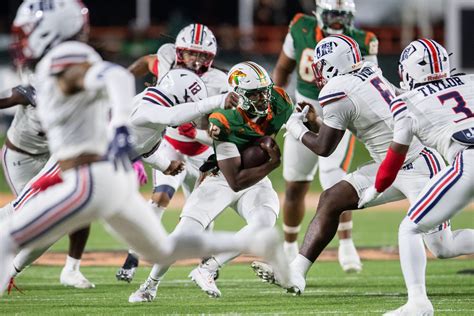 Jackson State football cruises past Mississippi Valley State