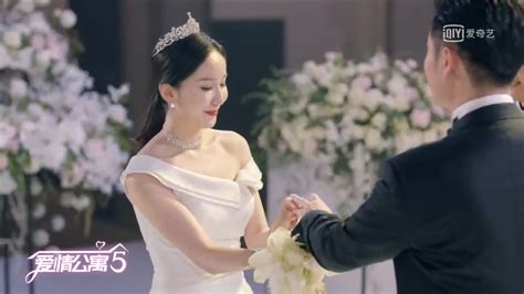 《爱情公寓5》新预告片 胡一菲和曾小贤结婚了_3DM单机