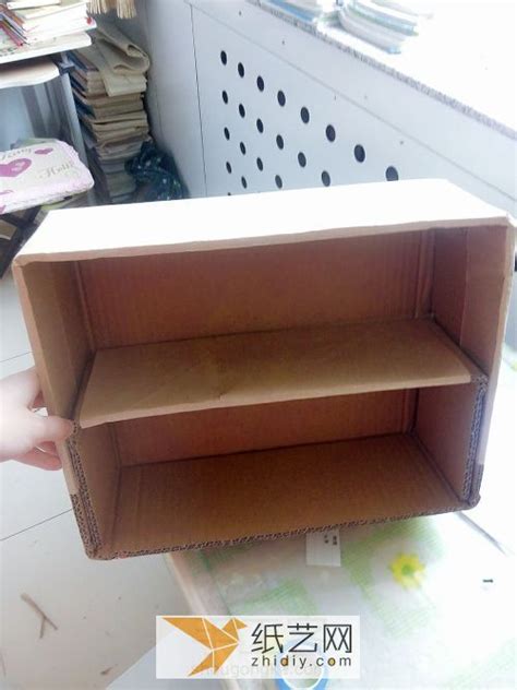 DIY制作快递箱华丽变身收纳盒的图解教程 - 纸艺网