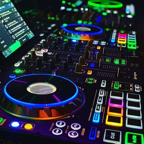 DJing Your Dream Prom: A Night to Remember