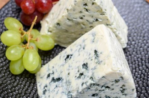 Types of Blue Cheese 的图像结果