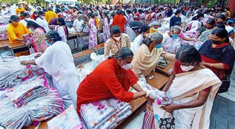അമൃതാനന്ദമയി മഠത്തിന്റെ വാർഷിക സേവന പദ്ധതികളുടെ ഭാഗമായി വനിതാ ശാക്തീകരണ ...