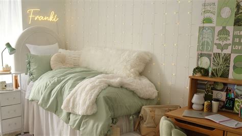 Dorm Wall Decorating Ideas Dorm Room Ideas: 12 Ways To Make This Space