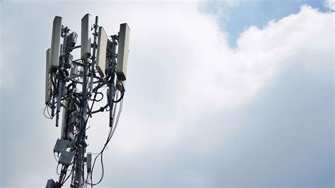 New study sends nearly 1TB of data per second over 6G network — 9000 times faster than 5G | Tom ...