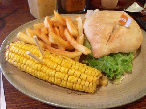 NANDO'S DUNDEE - NETHERGATE - Restaurant Reviews, Phone Number & Photos ...