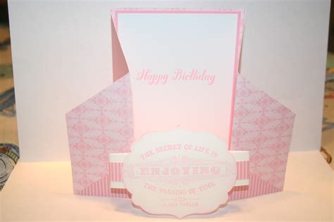 Tutorial for Double Pop Up Gate Fold Card 的图像结果