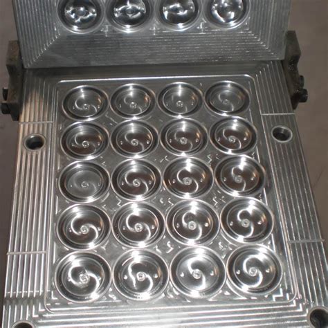 Compression Molding 的图像结果