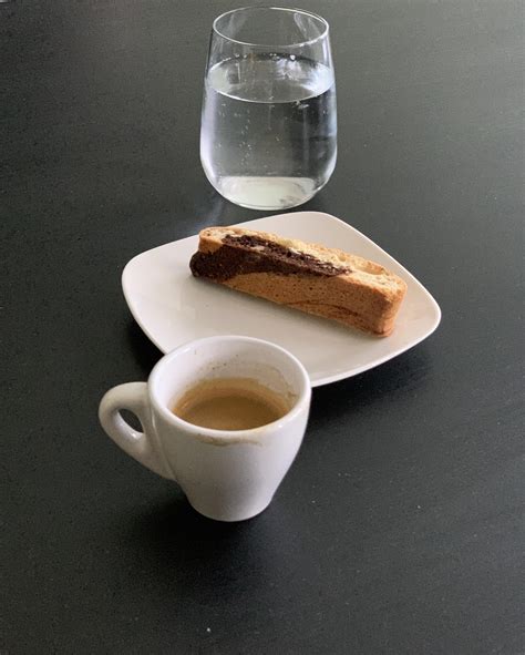 A perfect afternoon combo. Espresso, sparkling water and homemade ...