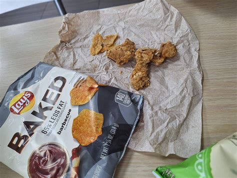 Found this in a bag of Baked BBQ Lay's at Subway. : r/oddlyterrifying