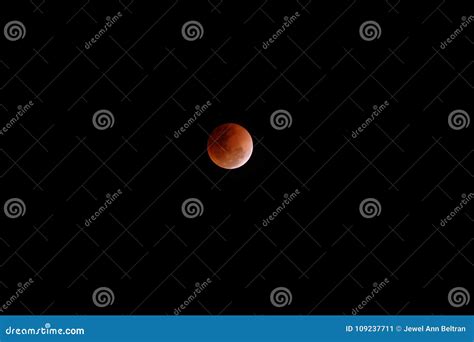Super blue blood moon stock image. Image of phenomenon - 109237711