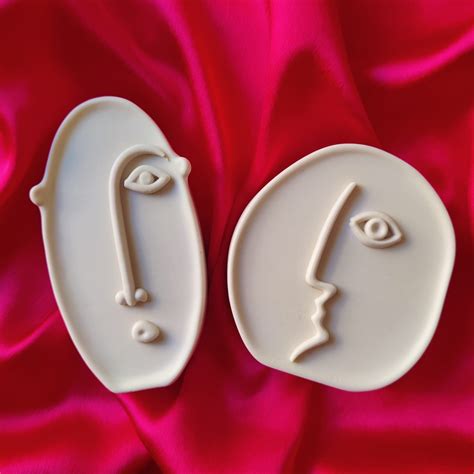 Quirky Faces – Kriti's Design
