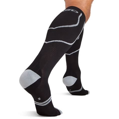 10 Best Compression Socks Reviews - Garage Gym Builder