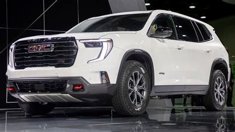 2024 GMC Acadia SUV gets roomier 3rd row seating, Super Cruise tech