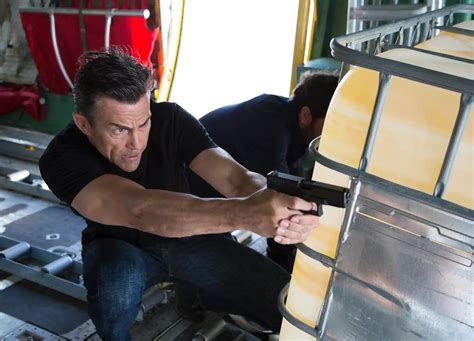 Sinopsis Film Precious Cargo, Tentang Kejahatan dan Balas Dendam ...