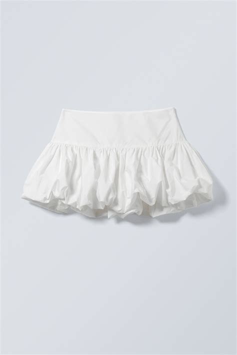 balloon mini skirt - White in 2024 | Balloon skirt, Mini skirts, White ...
