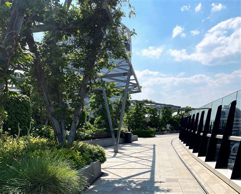 FLO London | The Garden at 120: the best free rooftop view in London