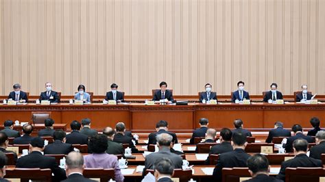 Standing Committee 的图像结果