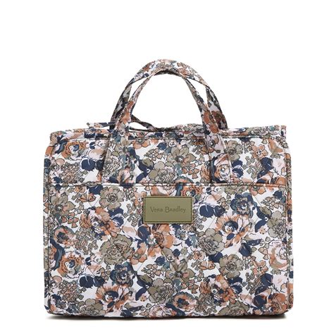 Vera Bradley Factory Outlet backpack & handbag store | St. Louis ...