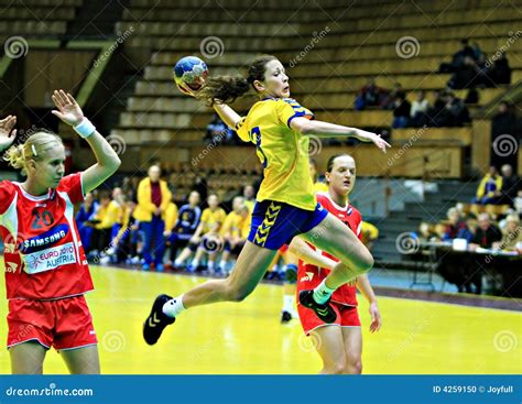 Handball. woman editorial image. Image of sports, goal - 4259150