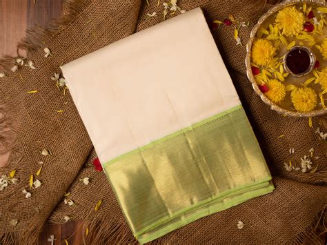 Pure Kanchipuram Silk Dhoti and Angavastra Online – Thriya Silks