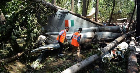 As Pakistan promises to release IAF pilot Abhinandan, MiG-21s are ...