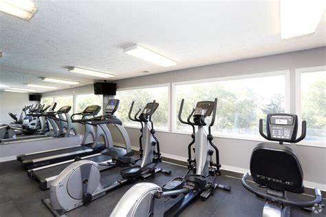 Spinnaker Court - 3685 St Thomas Blvd Indianapolis, IN 46214 ...