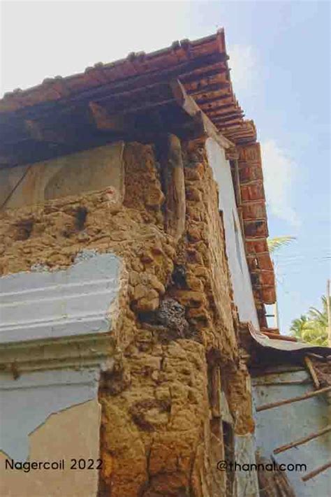 நாகர்கோவிலின் மண் வீடுகள் பேசும் தொன்மையான கட்டிடக்கலை » Thannal ...