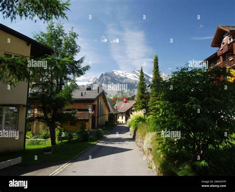 Street scene, Murren, Bernese Oberland, Switzerland Stock Photo - Alamy