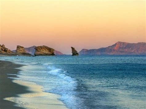 Explore Triopetra Beach: Crete’s Secluded Paradise | GooGreece