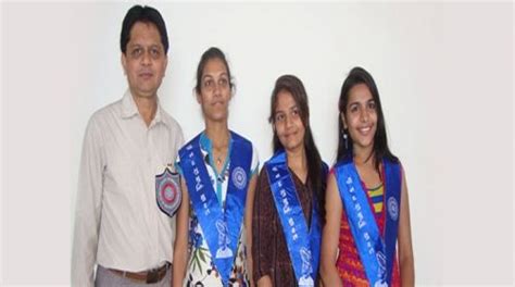 B.K.M. Science College Valsad Campus: Photos, Virtual Tour