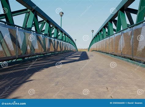 200m Heavy-duty Steel Foot Bridge Near Sheffield, England - Stock Photo ...