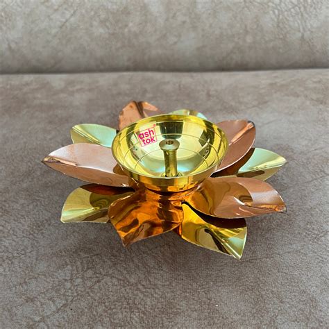 Top Quality Brass Diyas Online at Wholesale price | Shop Now – Ashtok