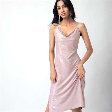 Best Dresses For New Years Eve 2021