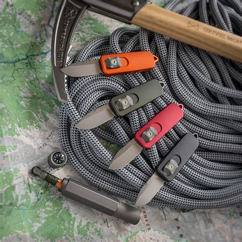 PROMETHEUS DESIGN WERX DEBUTS THE SPD CAS OTF KNIFE SERIES