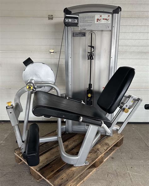 Cybex VR3 Leg Extension / weight stack 230 lbs ~ 103,5 kg - Gymequip.eu ...
