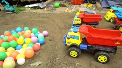车车玩具世界 车车玩具世界 翻斗车运水球_高清1080P在线观看平台_腾讯视频