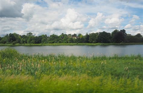 English Country Landscape 的图像结果