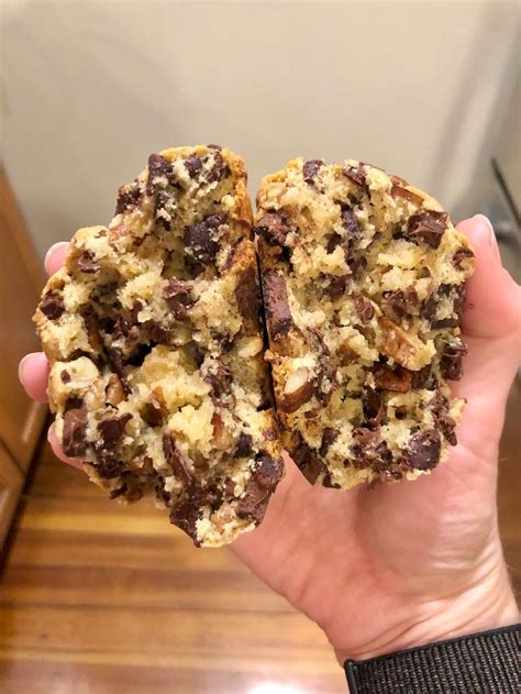 chocolate chip cookie recipe levain