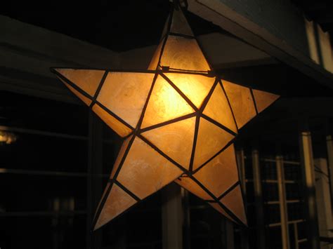 The Parol: A Filipino Catholic Tradition and Vocation