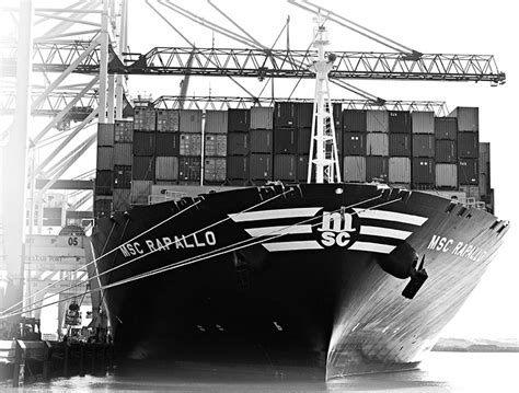 ACTIVITIES IN MINOR PORTS ARE INCREASING AT A GREATER PACE THAN IN ...