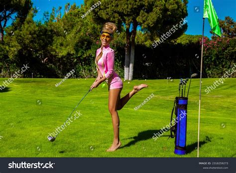 92개의 Golf course bikini 로열티 프리 이미지 및 스톡 사진 | Shutterstock