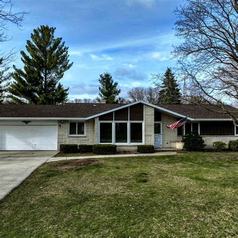 243 Hillcrest For Sale, Jefferson, WI 53549 Home | ByOwner