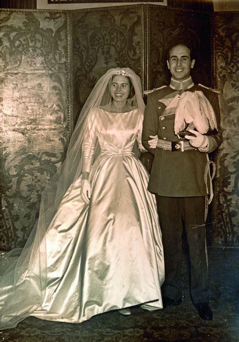 Ágatha Ruiz de la Prada lo cuenta todo en sus explosivas memorias. | Cotilleando - El mejor foro ...