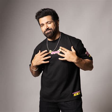 LET YOURSELF BLOOM GRAPHIC T-SHIRT- RDX – Hophead